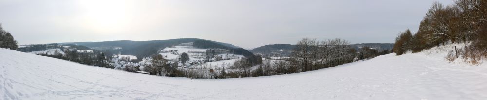 Panoramaaufnahme Fölschnitz im Winter