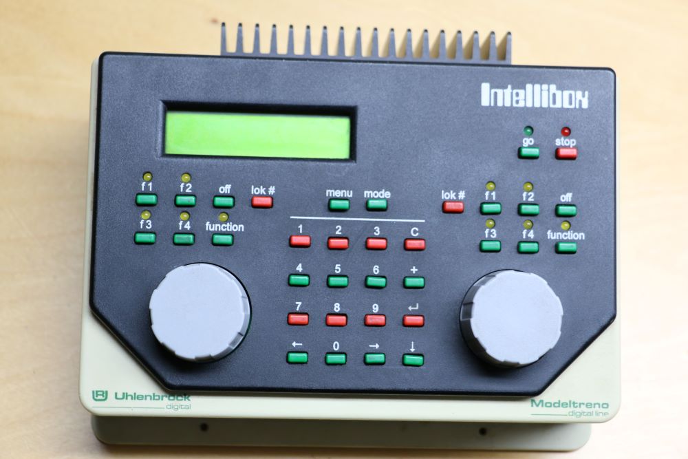 Uhlenbrock Intellibox 650